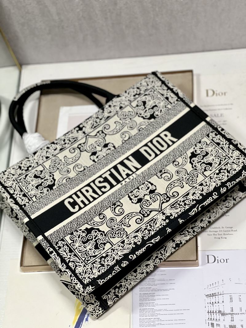 Christian Dior Shopping Bags